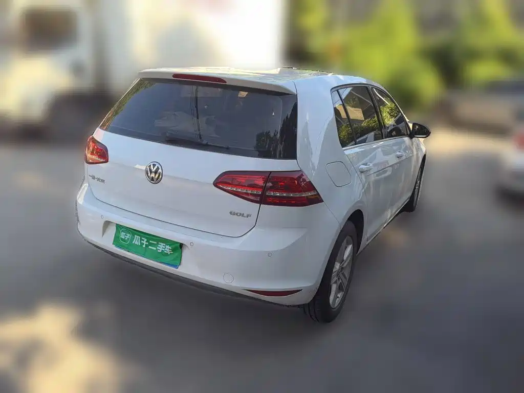 Volkswagen Golf — миниатюра 5