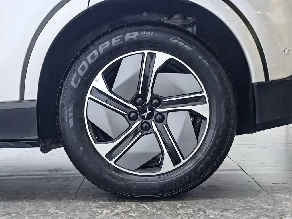 XPeng G6 — миниатюра 9