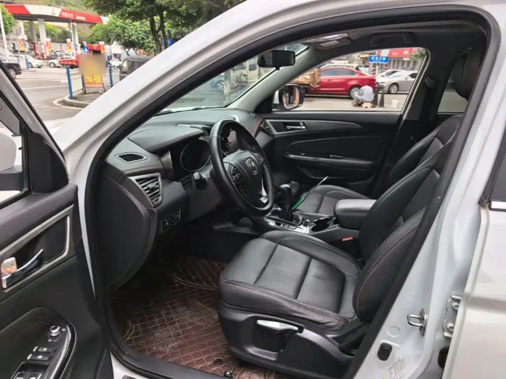 Changan CS75 — миниатюра 16
