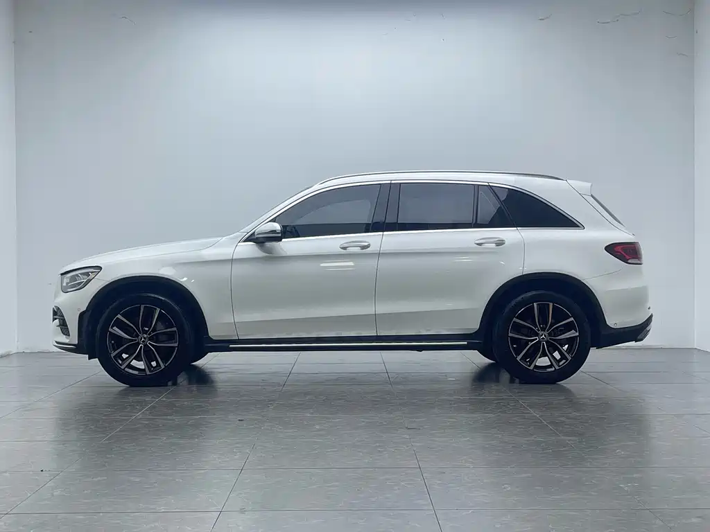 Mercedes-Benz GLC — миниатюра 8