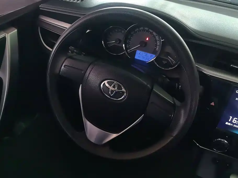Toyota Corolla — миниатюра 15