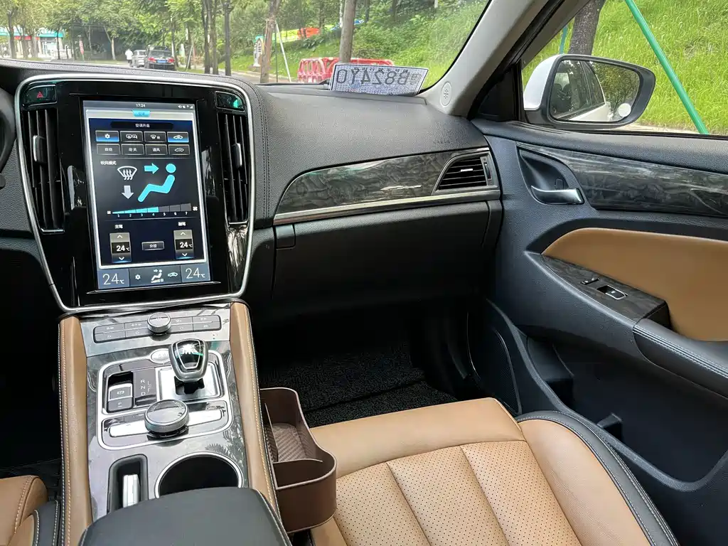 BYD Qin NEV — миниатюра 9