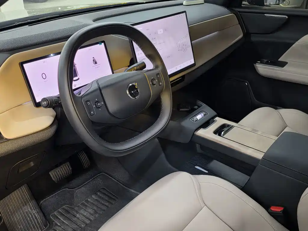 Volvo XC70 PHEV — миниатюра 4
