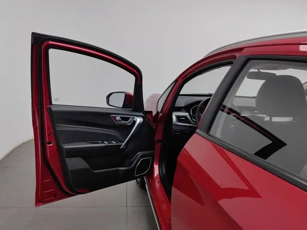 Geely Vision X3 — миниатюра 8