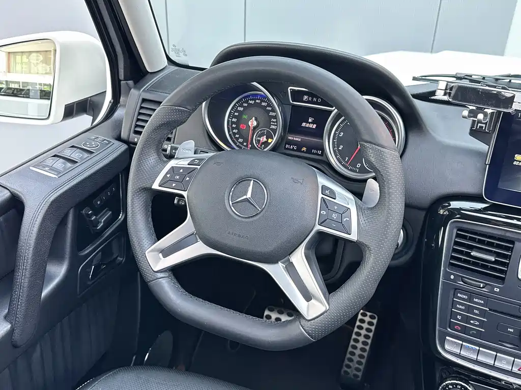 Mercedes-Benz G-Class — миниатюра 7