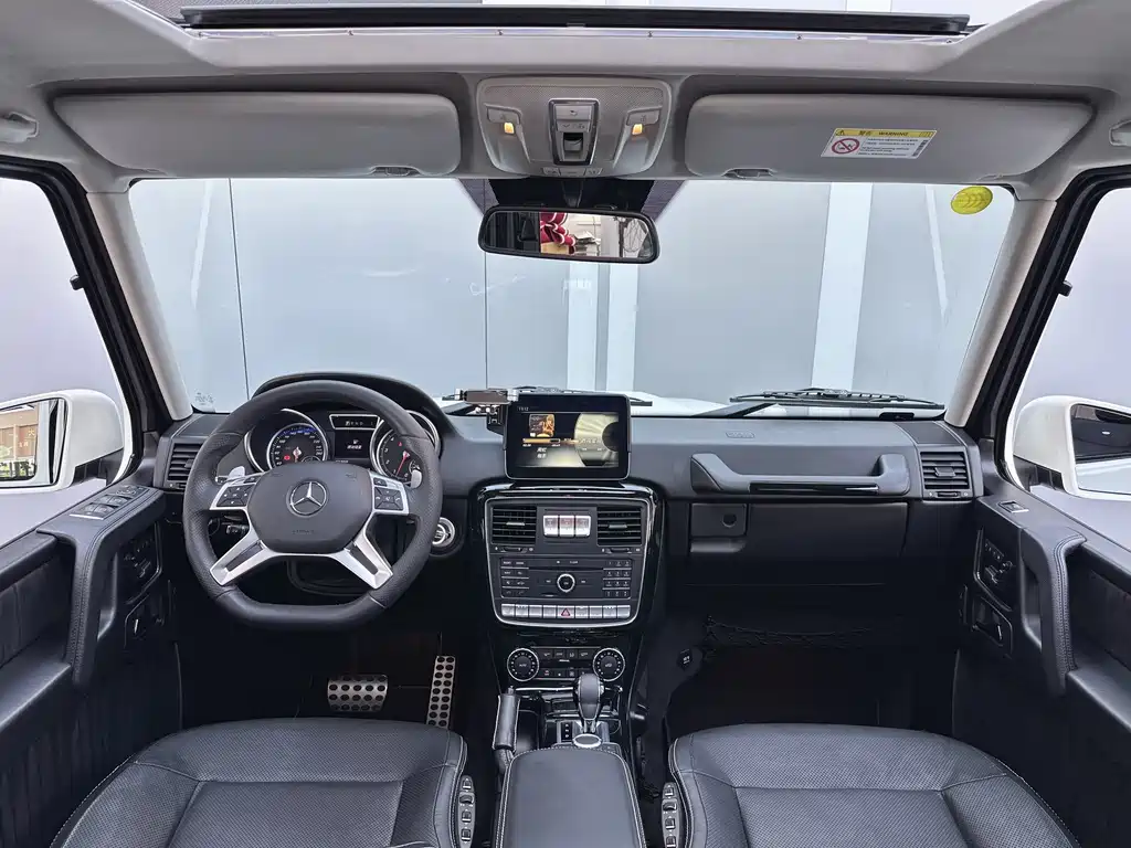 Mercedes-Benz G-Class — миниатюра 8