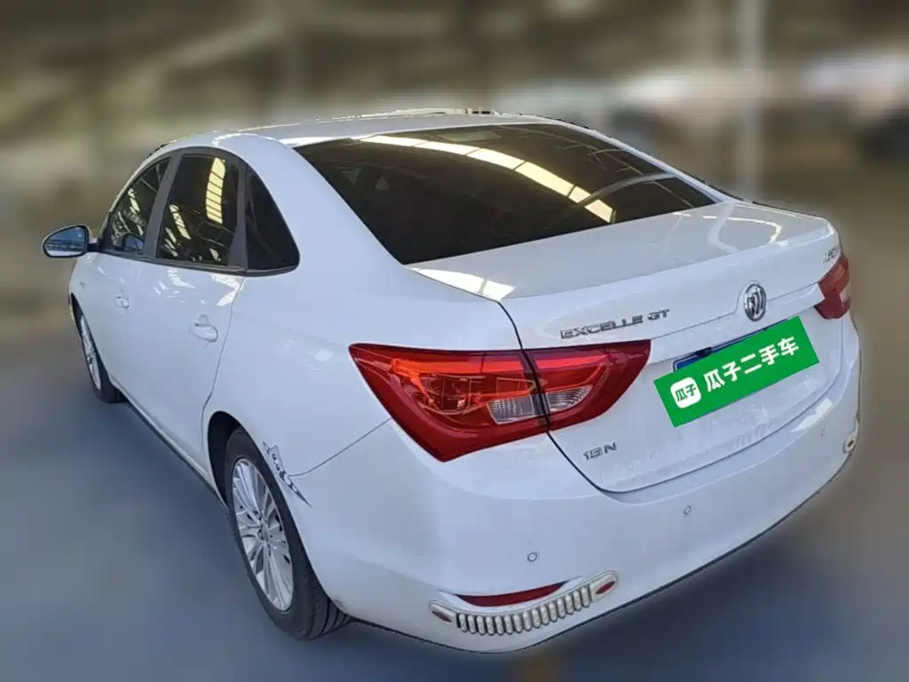 Buick Excelle — миниатюра 7