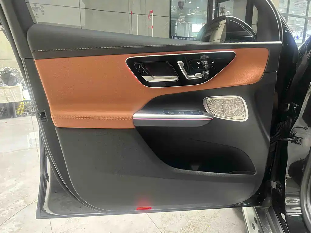 Mercedes-Benz GLC 2024 GLC 300 L 4MATIC Luxury 5 мест