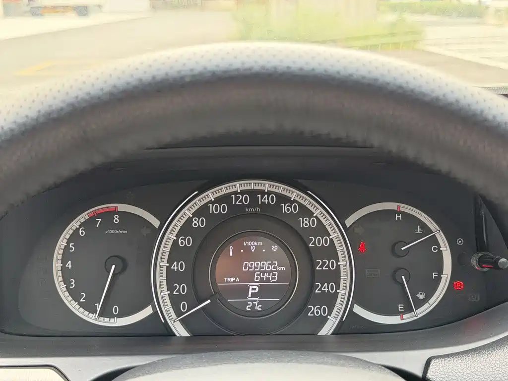 Honda Accord — миниатюра 16