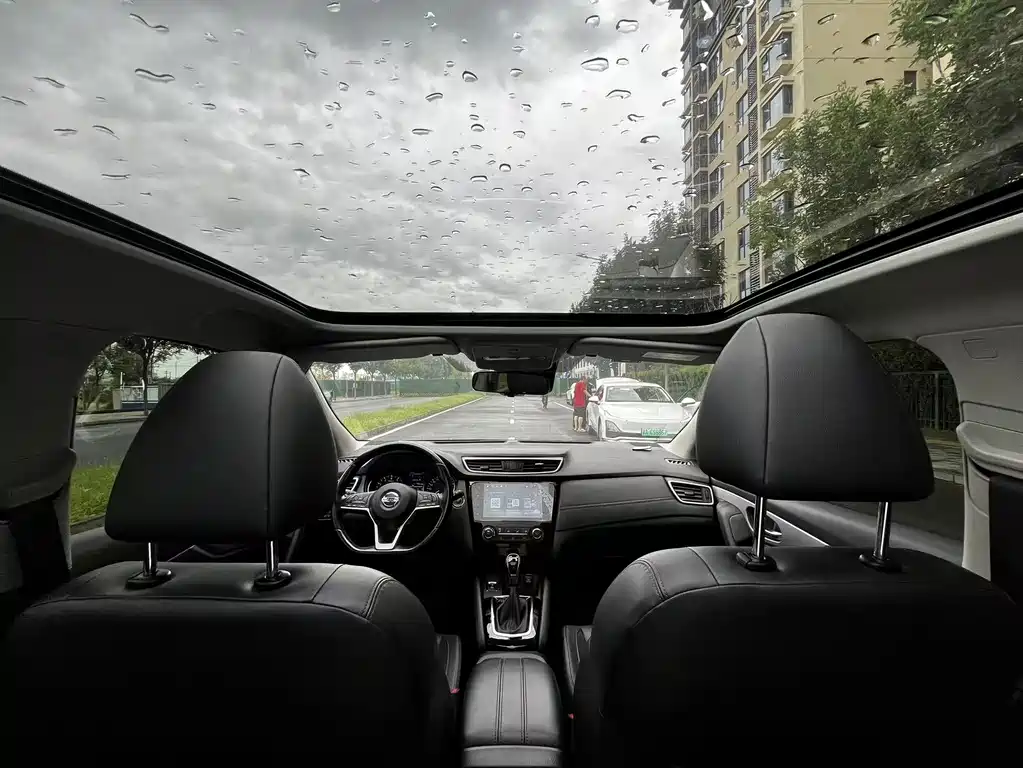 Nissan Qashqai — миниатюра 11