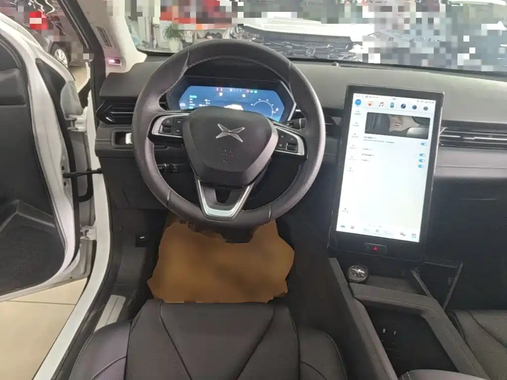 XPeng G3 — миниатюра 11