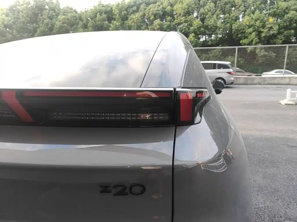 Lynk & Co Z20 — миниатюра 8