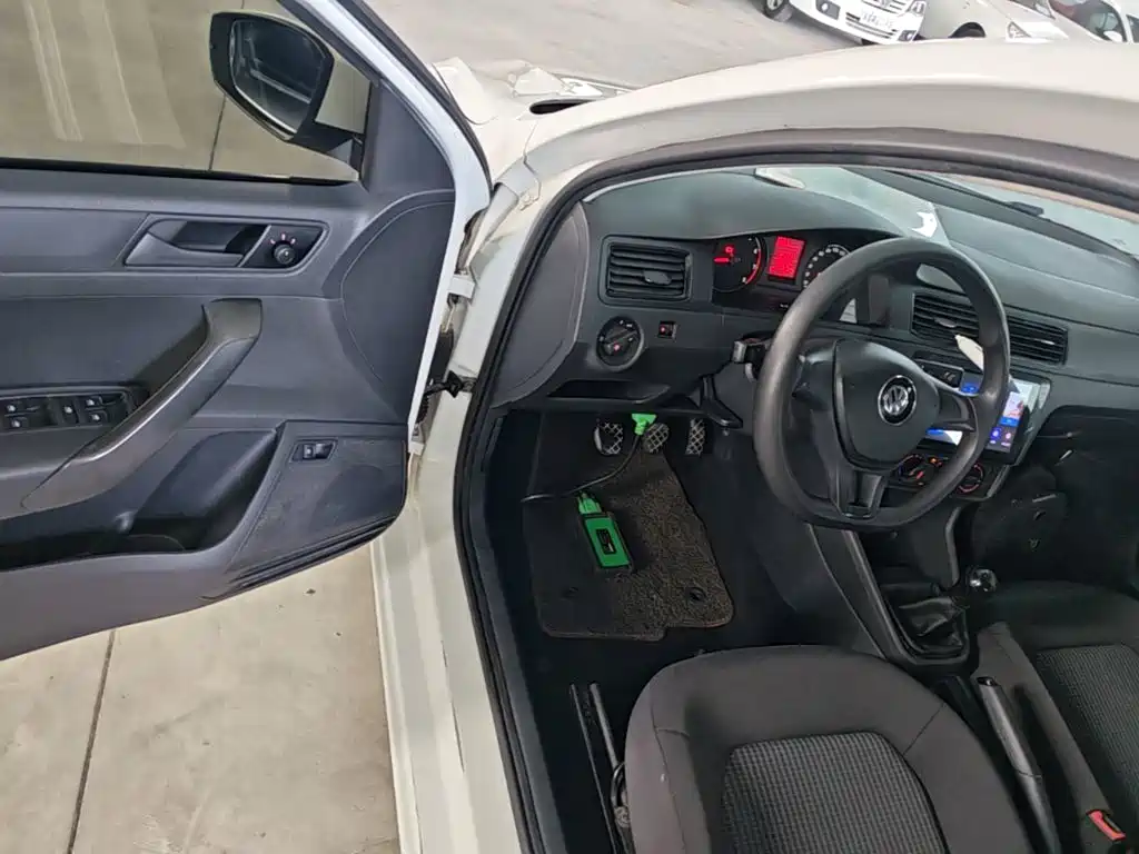 Volkswagen Santana — миниатюра 16
