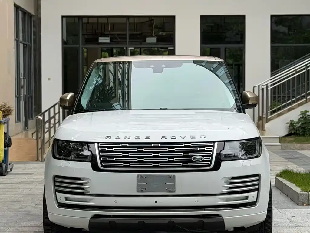 Land Rover Range Rover — миниатюра 2