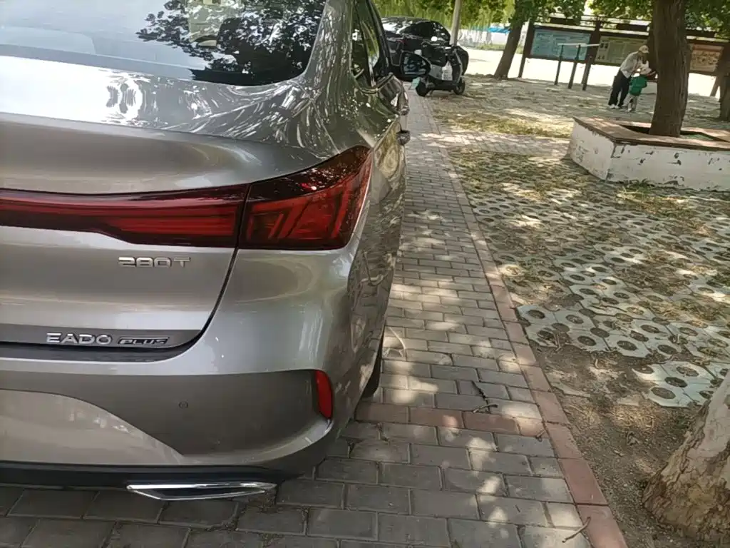 Changan Eado — миниатюра 8