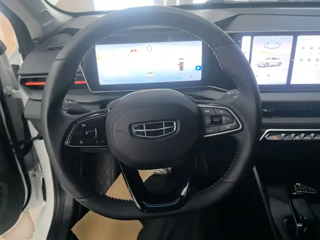 Geely Binrui — миниатюра 11