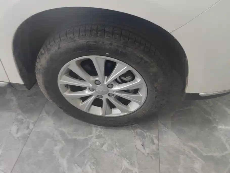 Haval M6 — миниатюра 6