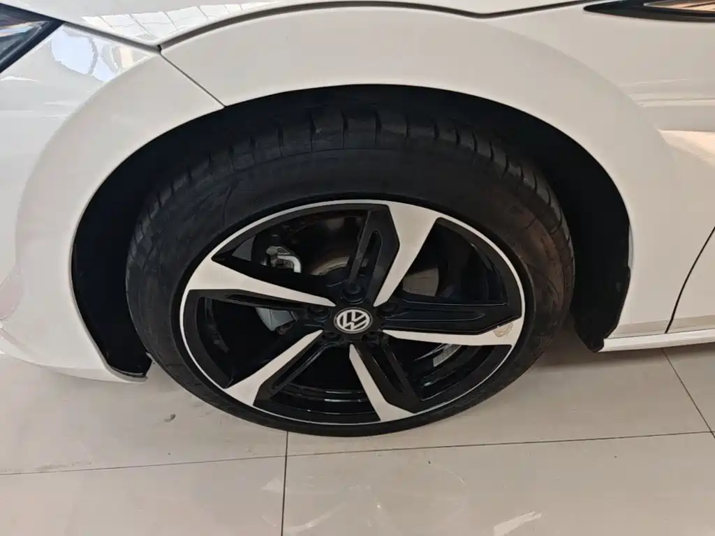 Volkswagen Lamando — миниатюра 23