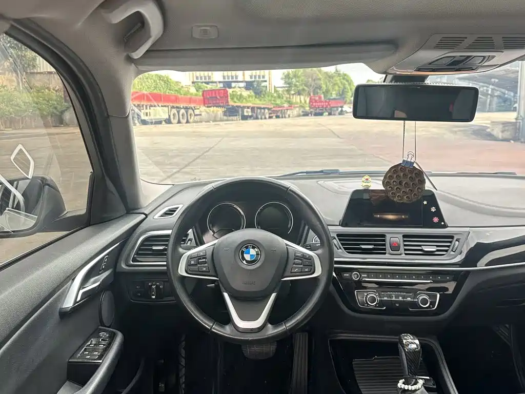 BMW 1 Series — миниатюра 14