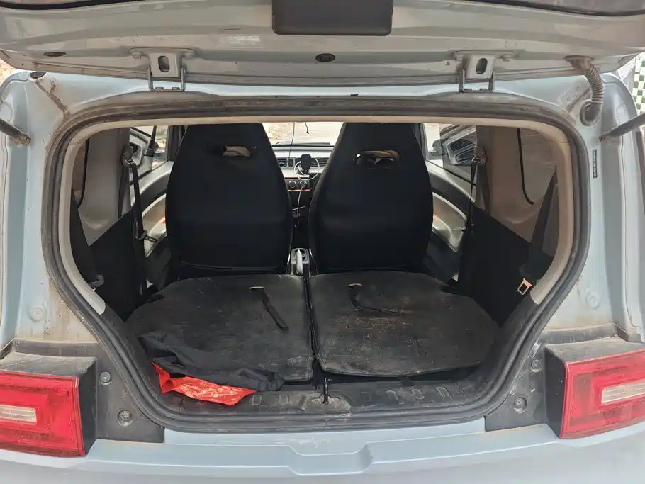 Wuling MINIEV — миниатюра 4