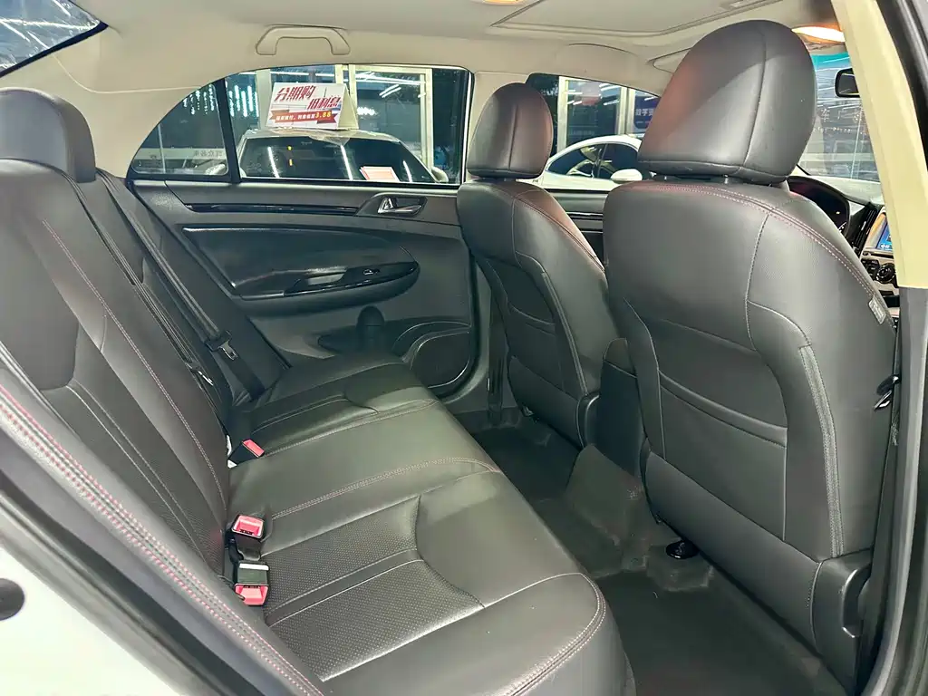 BYD e5 — миниатюра 11