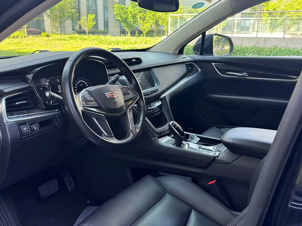 Cadillac XT5 — миниатюра 8