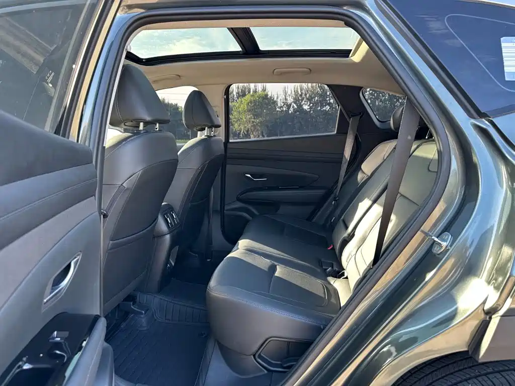 Hyundai Tucson — миниатюра 10