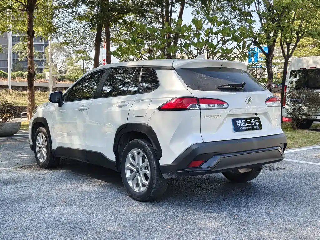 Toyota Frontlander — миниатюра 13