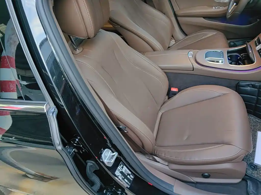 Mercedes-Benz E-Class — миниатюра 25