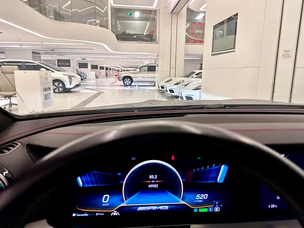 MERCEDES-BENZ E CLASS AMG