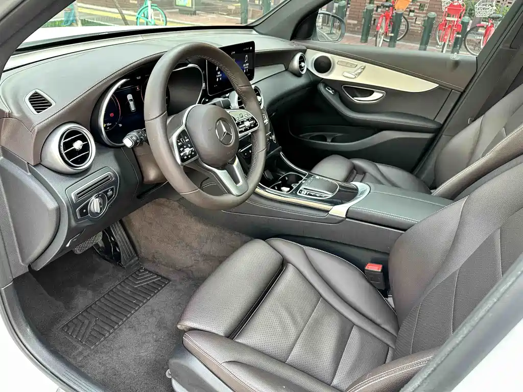 Mercedes-Benz GLC 2021 GLC 260 L 4MATIC