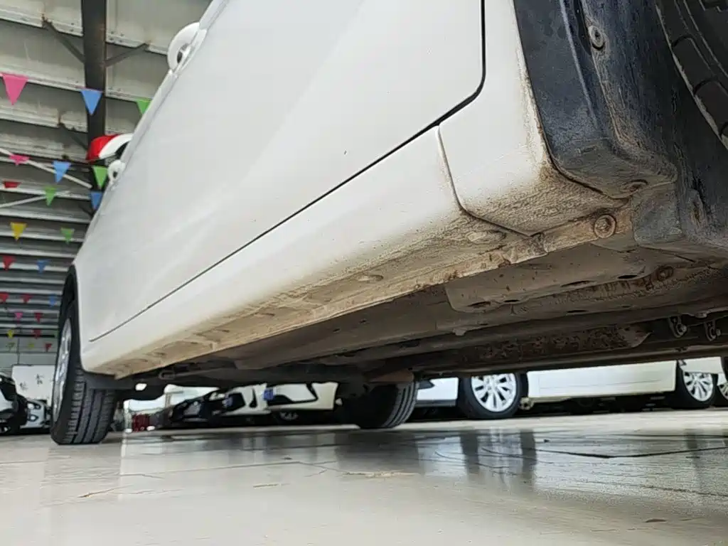 Baojun 310W — миниатюра 21