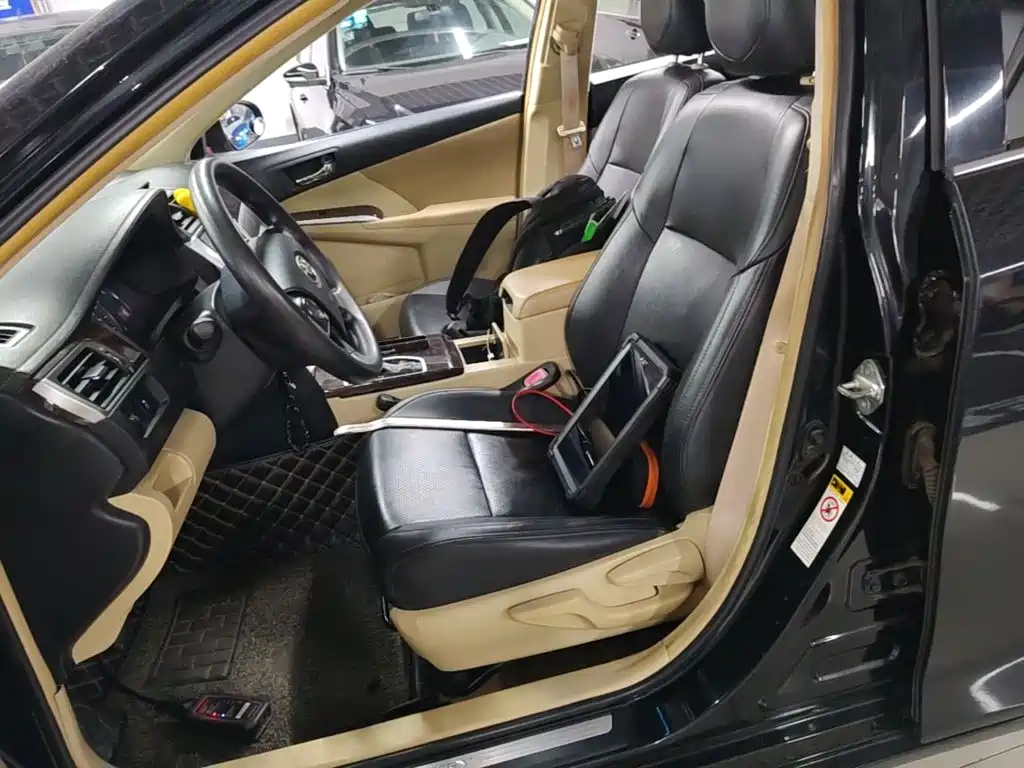Toyota Camry — миниатюра 15