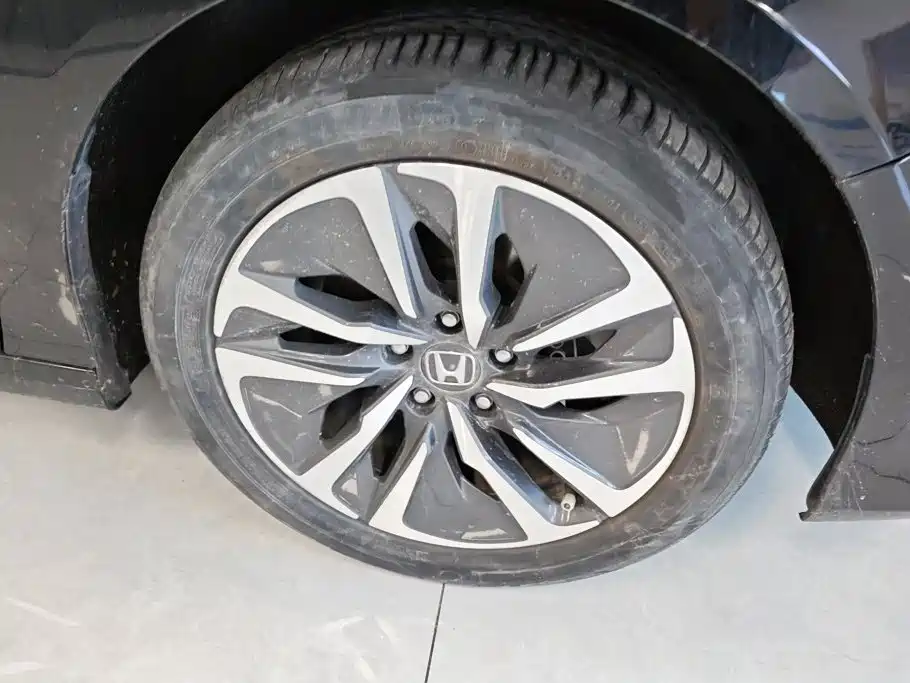 Honda Accord — миниатюра 6