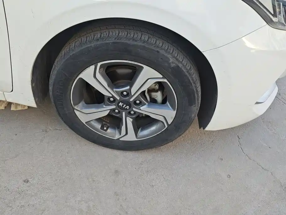 Kia K3 — миниатюра 6