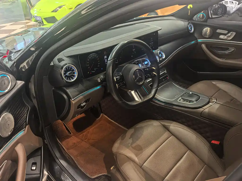 MERCEDES-BENZ E CLASS