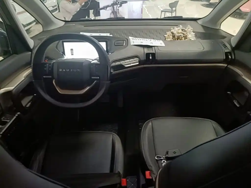 Baojun KiWi EV — миниатюра 10