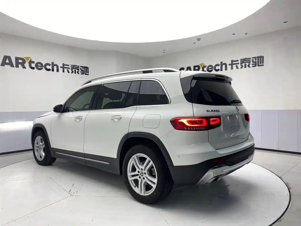 Mercedes-Benz GLB 2023 GLB 220