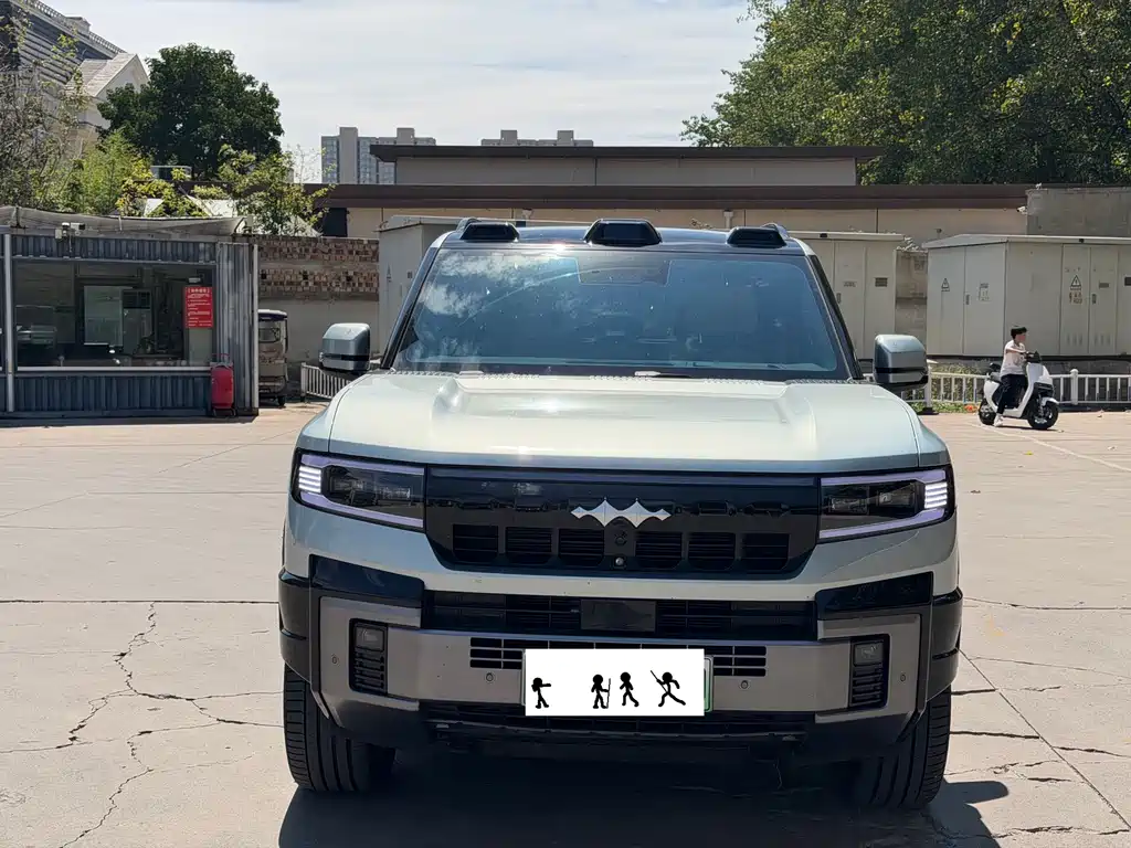 Fang Cheng Bao Leopard 8 — миниатюра 2