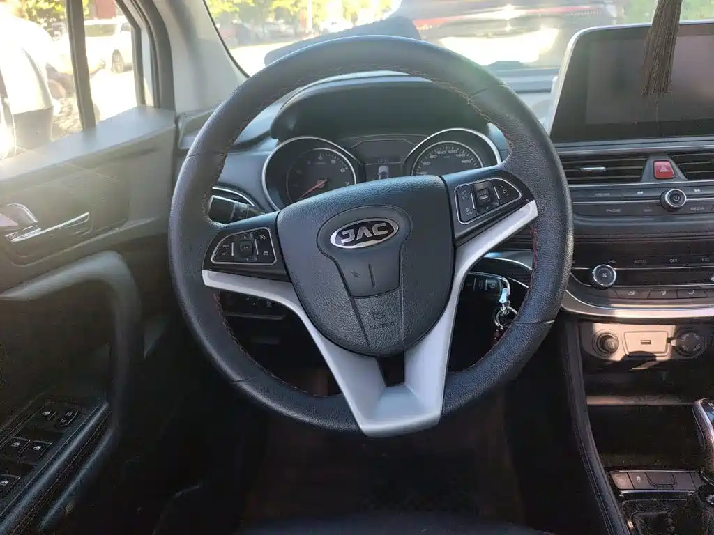JAC Refine S3 — миниатюра 6