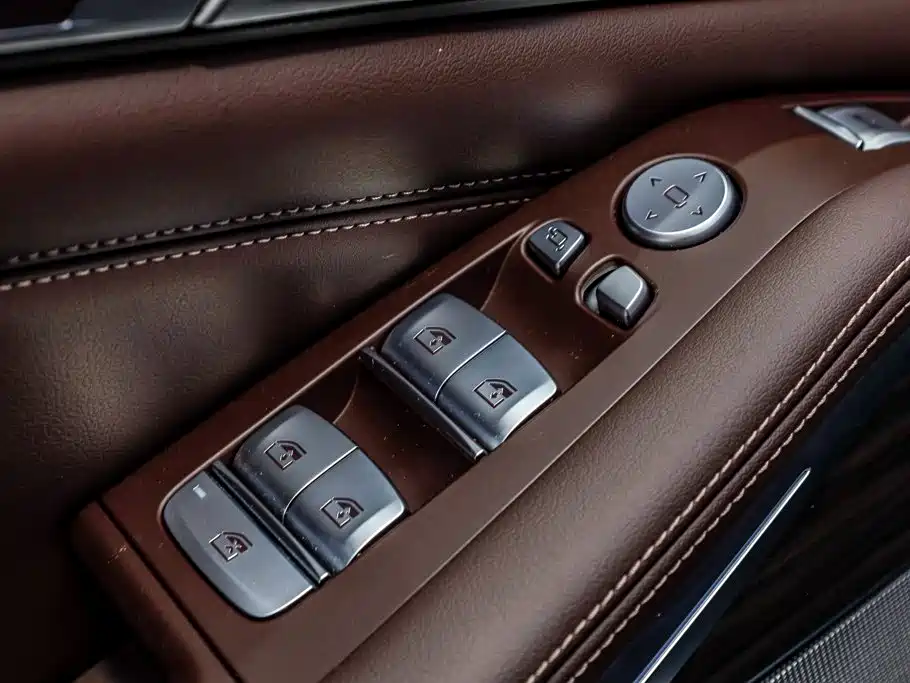 BMW X5 — миниатюра 12