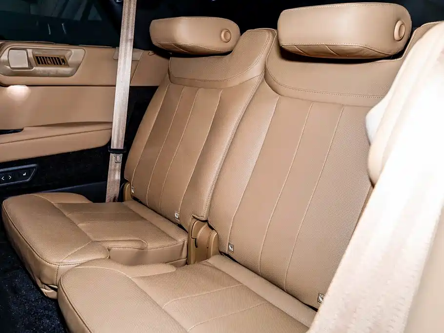 Land Rover Range Rover — миниатюра 10