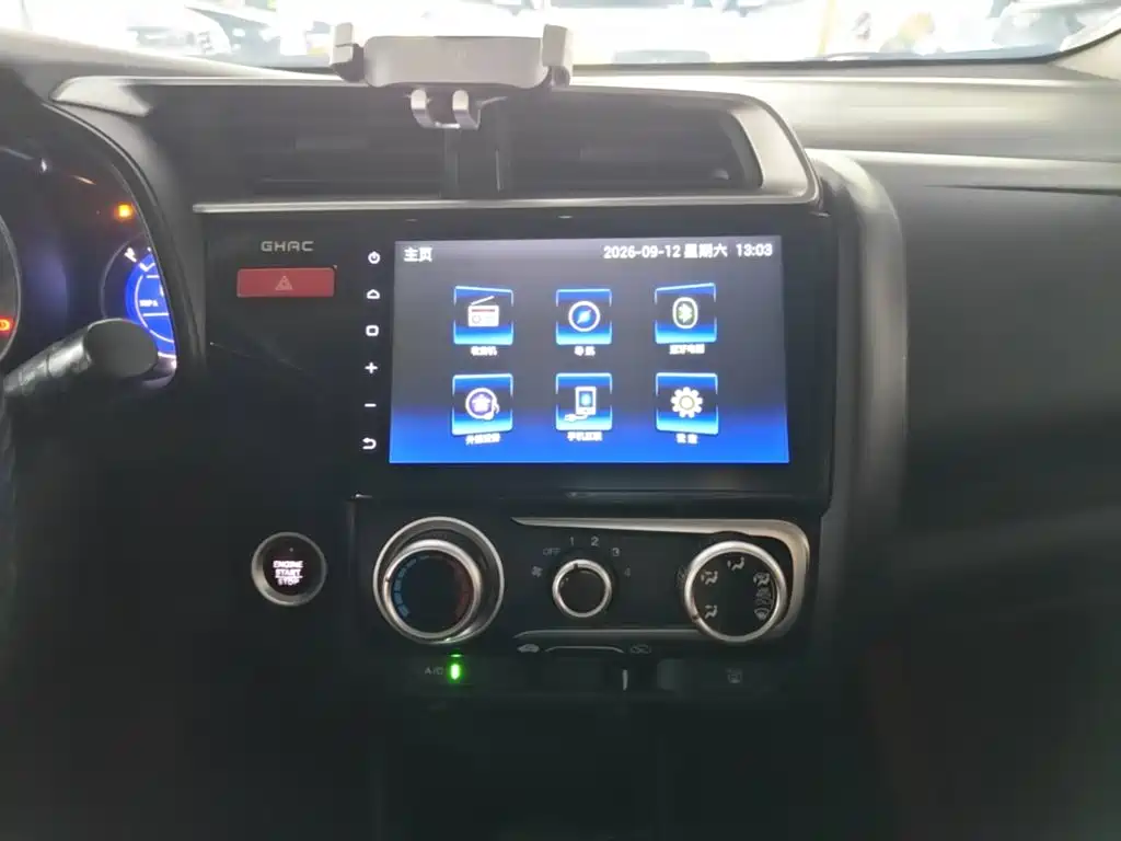 Honda Fit — миниатюра 13