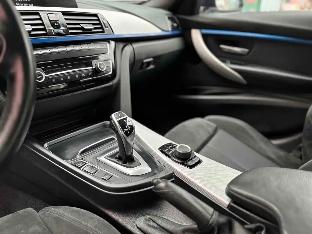 BMW 3 Series — миниатюра 7