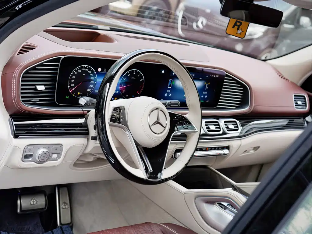 Mercedes-Benz GLS — миниатюра 10