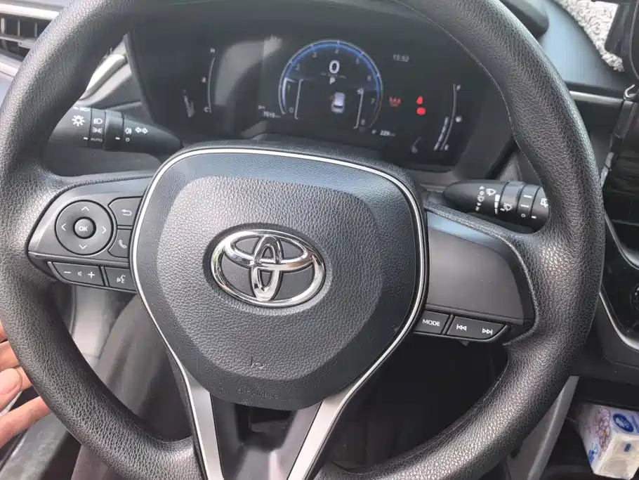 Toyota Frontlander — миниатюра 15