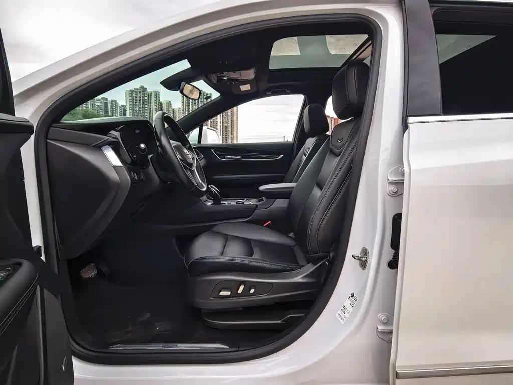 Cadillac XT5 — миниатюра 14