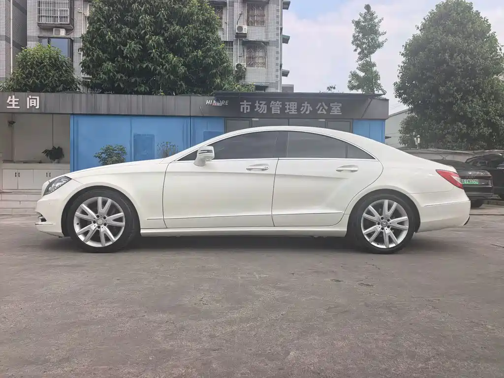 Mercedes-Benz CLS — миниатюра 4