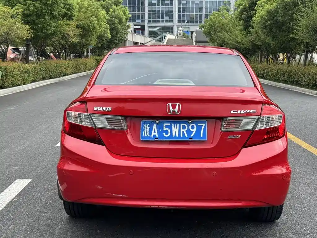 Honda Civic — миниатюра 11