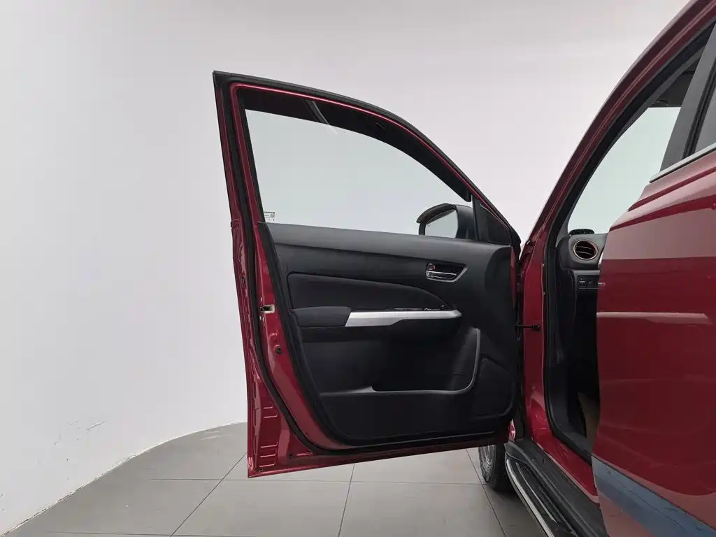 Suzuki Vitara — миниатюра 8